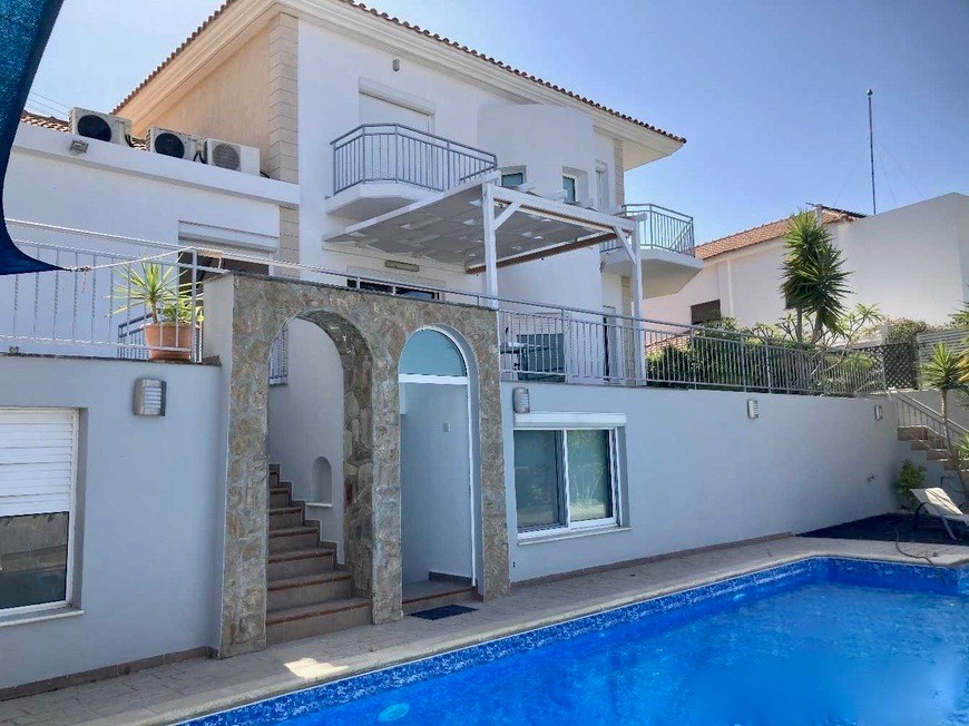 Images of 4-bedroom Villa, Ayios Tychonas, Limassol, Cyprus