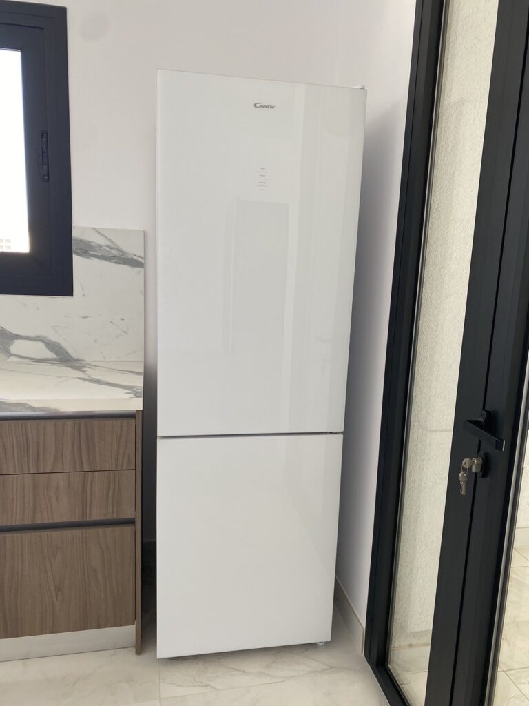 Images of 2-bedroom Apartment, Germasogeia, Limassol, Cyprus