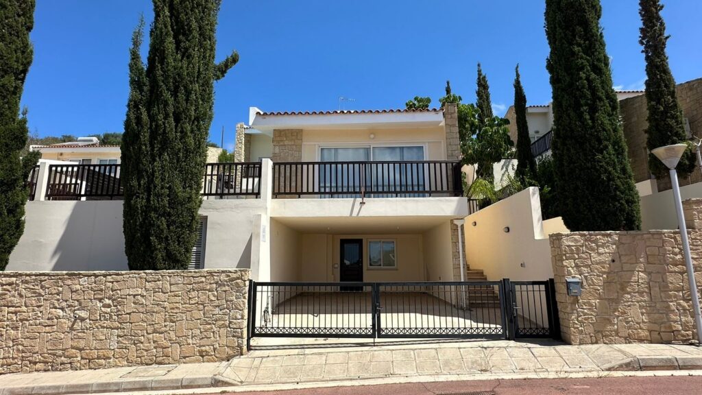 Images of 4-bedroom Detached Villa, Chloraka, Paphos, Cyprus