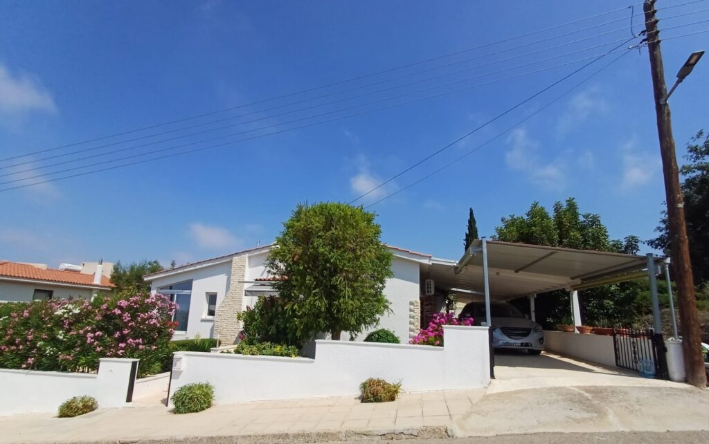 Images of 3-bedroom Bungalow, Tala, Paphos, Cyprus