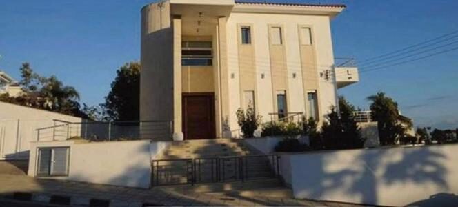 Images of 5-bedroom Detached Villa, Ayios Tychonas, Limassol, Cyprus