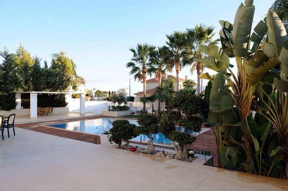 Images of 5-bedroom Detached Villa, Ayios Tychonas, Limassol, Cyprus