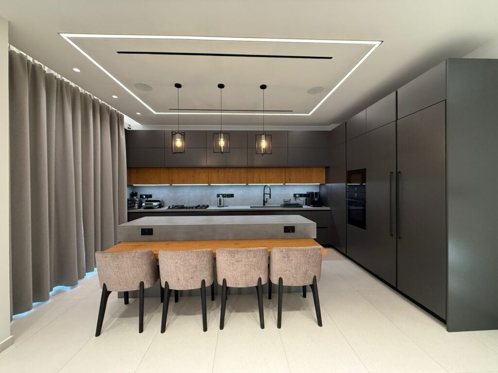 Images of 6-bedroom Villa, Pafos, Paphos, Cyprus