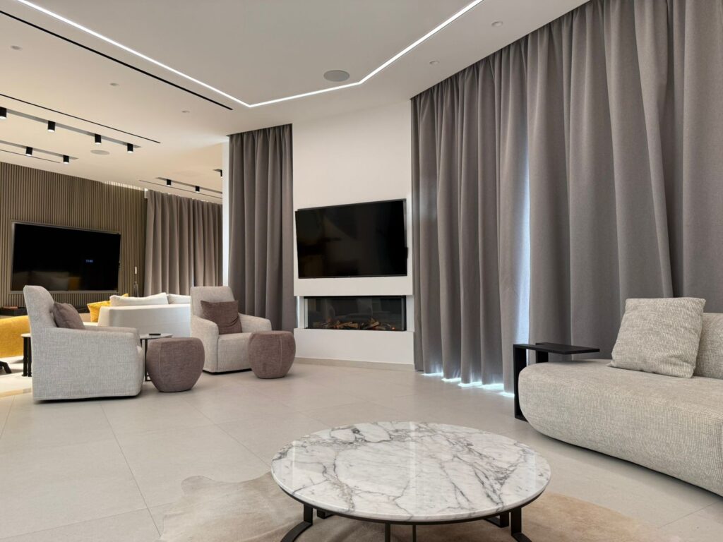 Images of 6-bedroom Villa, Pafos, Paphos, Cyprus