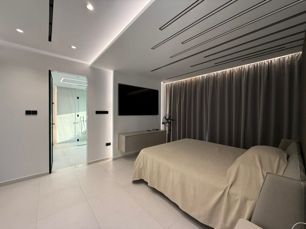 Images of 6-bedroom Villa, Pafos, Paphos, Cyprus