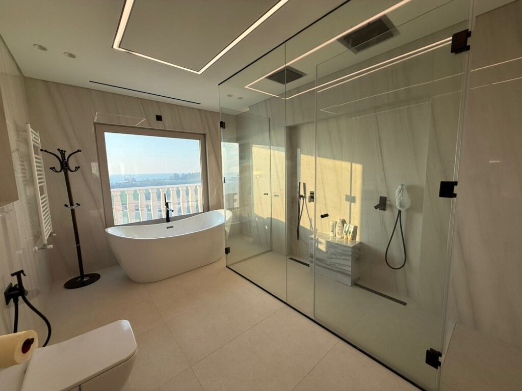 Images of 6-bedroom Villa, Pafos, Paphos, Cyprus