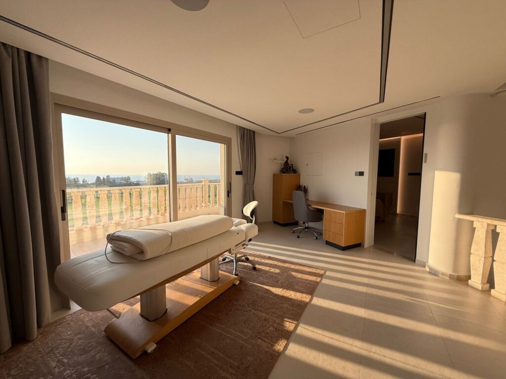 Images of 6-bedroom Villa, Pafos, Paphos, Cyprus