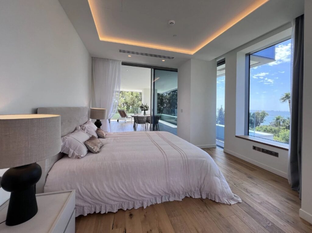 Images of 4-bedroom Apartment, Ayios Tychonas, Limassol, Cyprus