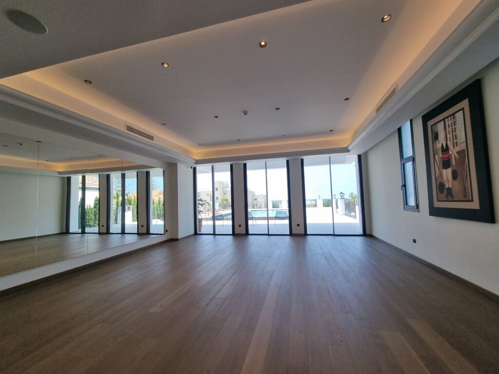 Images of 2-bedroom Apartment, Ayios Tychonas, Limassol, Cyprus