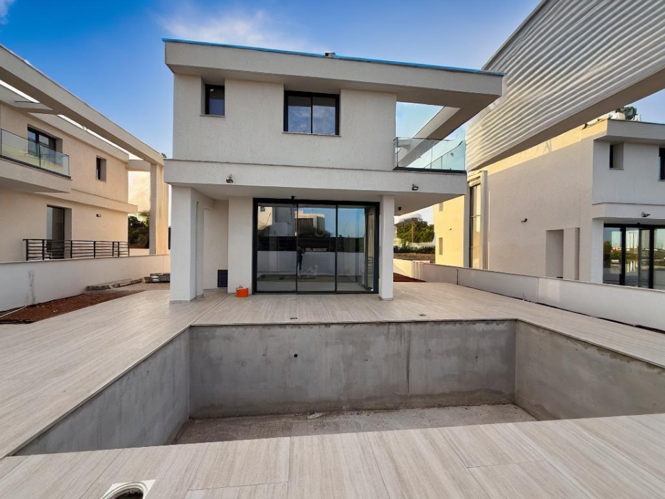 Images of 5-bedroom Villa, Ayia Triada, Famagusta, Cyprus