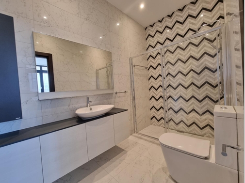 Images of 2-bedroom Apartment, Mesa Geitonia, Limassol, Cyprus