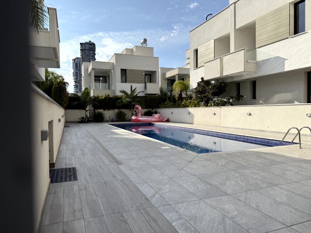 Images of 2-bedroom Penthouse, Germasogeia, Limassol, Cyprus